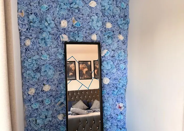 House In Manchester Mvs Snug Urban Hideaway