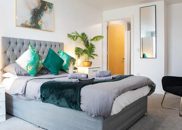 Апартаменты Modern Skyline *