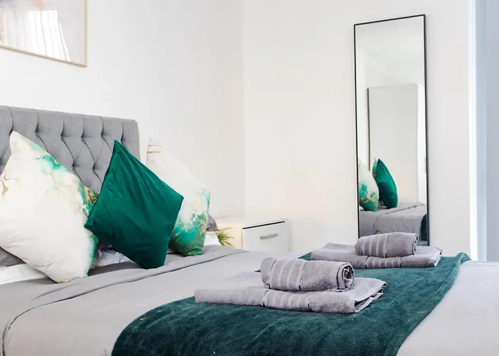 Апартаменты Modern Skyline Манчестер