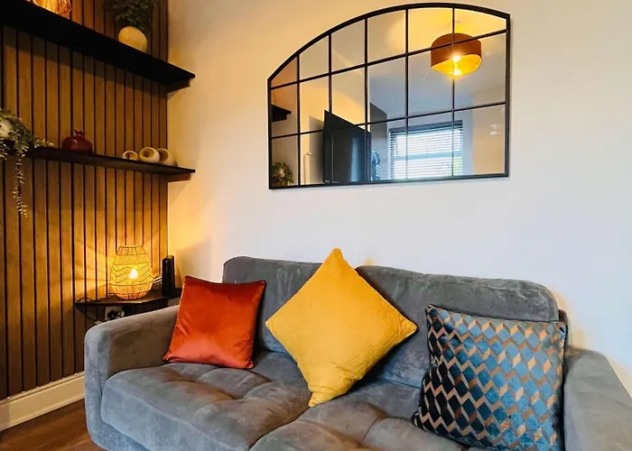 Hébergement de vacances Spacious Victorian 5bedroom 5bathroom W Free Parking Manchester