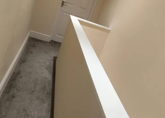 En-suite Double-bedroom In The Heart Of Salford Cr1 Perfect For Short *