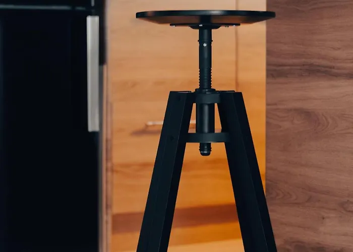 Gem With Stylish 2br Retreat And Free Carpark 아파트 *