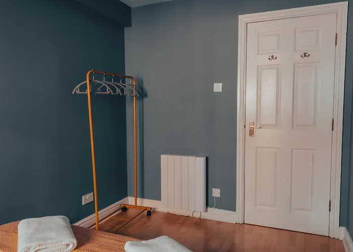 아파트 Gem With Stylish 2br Retreat And Free Carpark