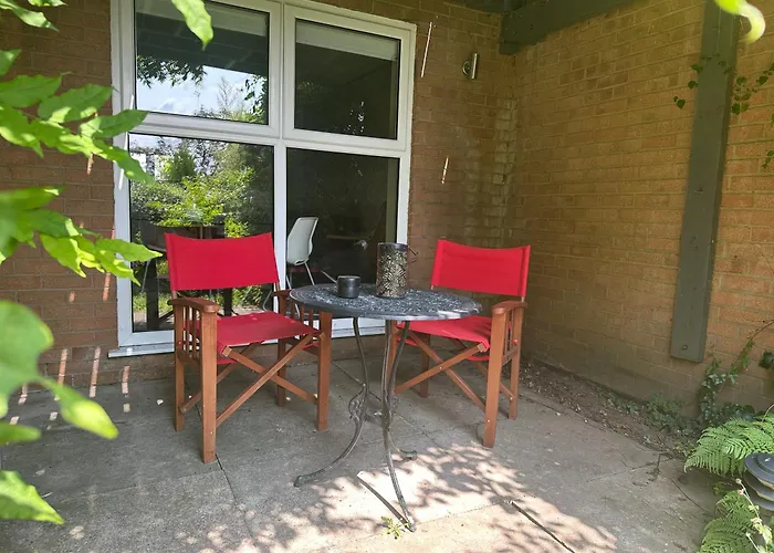 Apartmán The Garden Apartment, Near Airport & Manchester