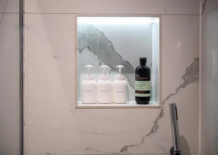 Luxury 5 Star Didsbury By Superhost *