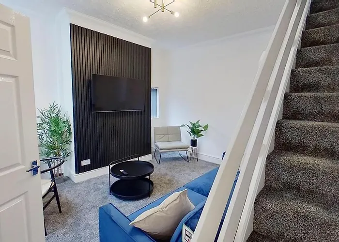 Feriehus 2br-nearcitycentre-wifi-parking-garden *