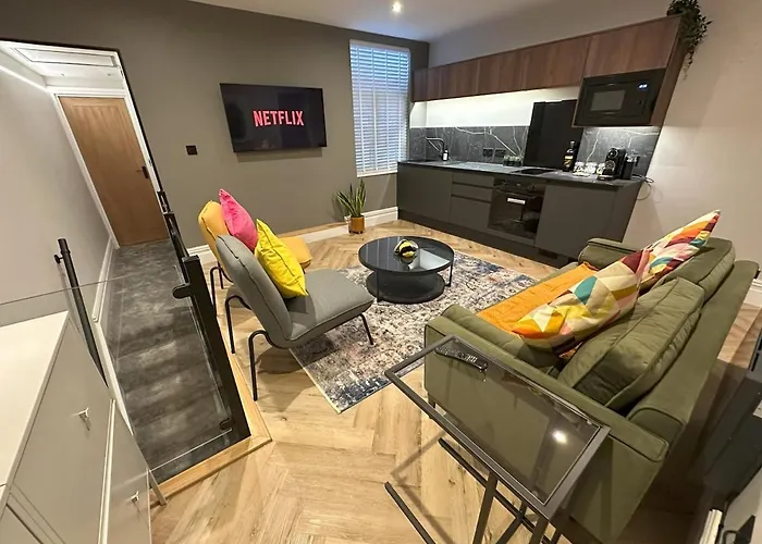 Apartamento Short Walk To Coop Live And Etihad Stadium *