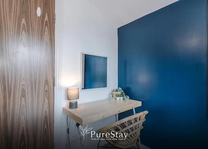Stunning House By Purestay - 8 Beds With Free Parking 別荘 *