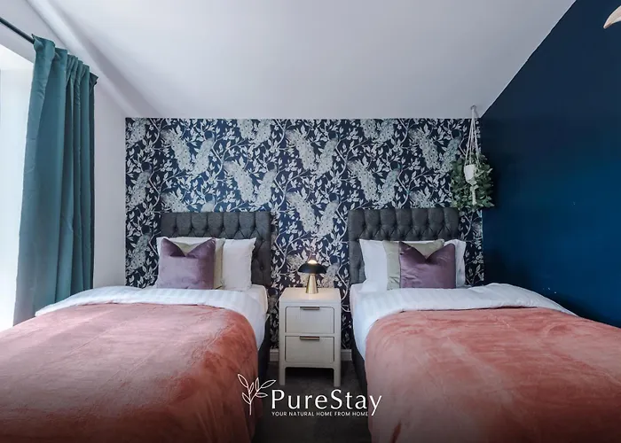 別荘 Stunning House By Purestay - 8 Beds With Free Parking