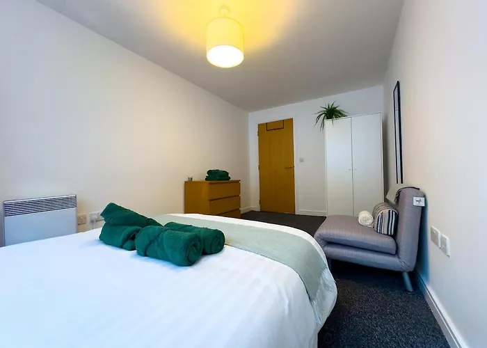 Stylish Centre Flat - Balcony And Parking * Mánchester