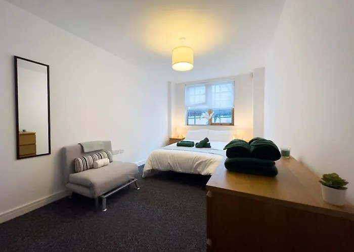 아파트 Stylish Centre Flat - Balcony And Parking *