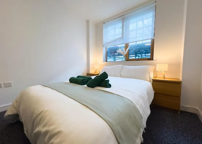 Stylish Centre Flat - Balcony And Parking 아파트 맨체스터