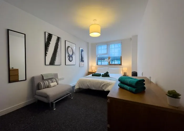 Stylish Centre Flat - Balcony And Parking * 맨체스터