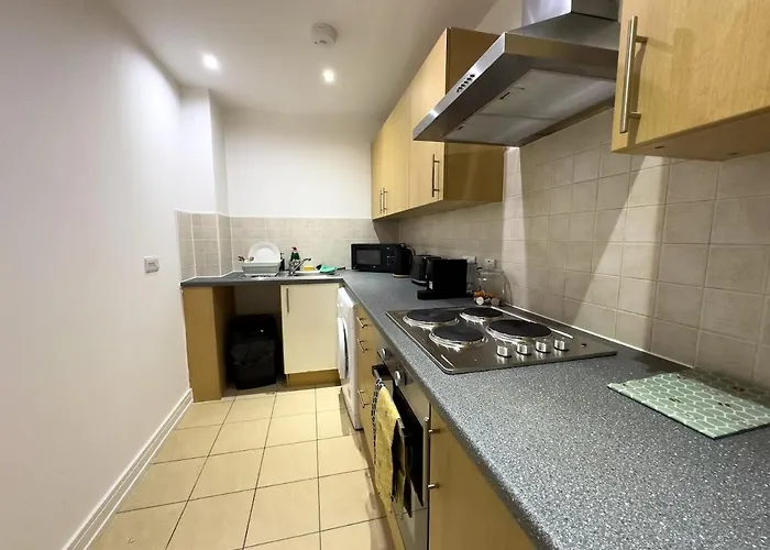 Apartment Stylish Centre Flat - Balcony And Parking *