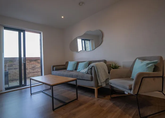 Luxury 2 Bed Penthouse Large Balcony Appartamento