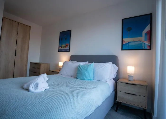 Luxury 2 Bed Penthouse Large Balcony * Manchester