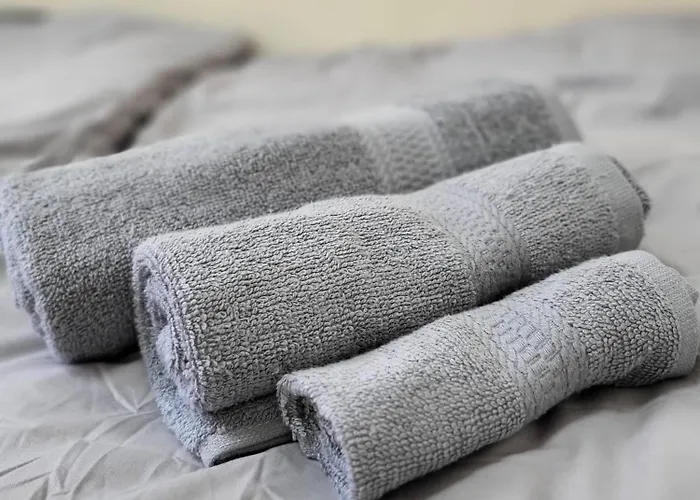 In 6 Minutes Drive To Victoria Station * Manchester