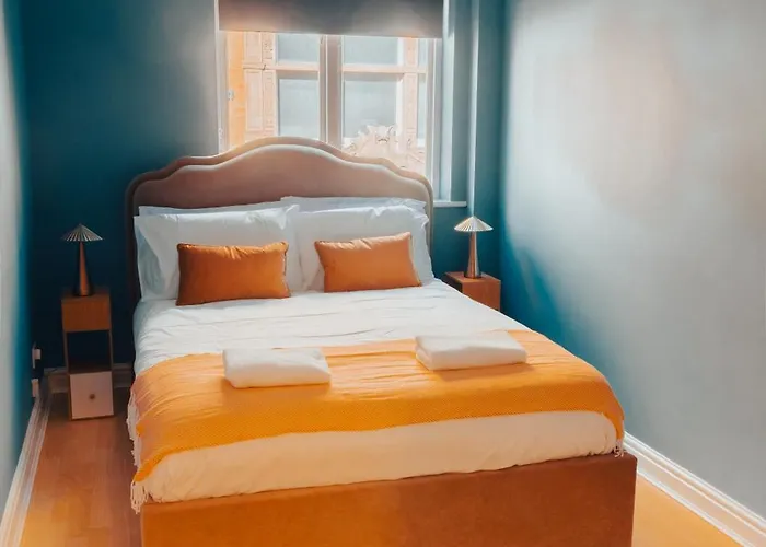 Gem With Stylish 2br Retreat And Free Carpark 맨체스터