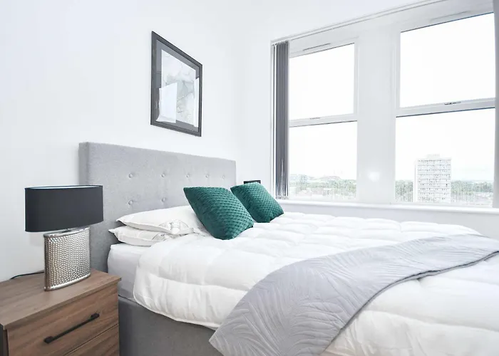 Spacious 2bed Close To Etihad *