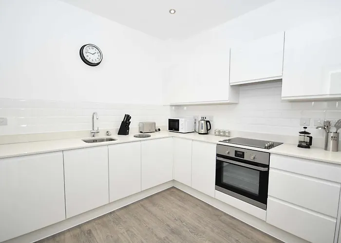 Spacious 2bed Close To Etihad מנצ'סטר