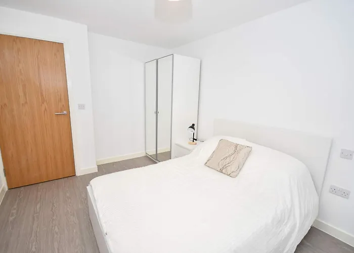 Spacious & Contemporary 1bed