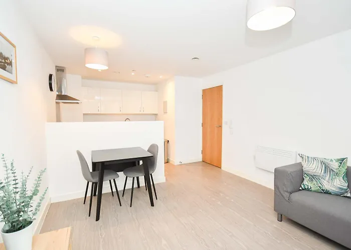 Spacious & Contemporary 1bed