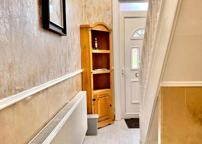 Semesterbostad Full With Free Parking In Moss Bank, Crumpsall,