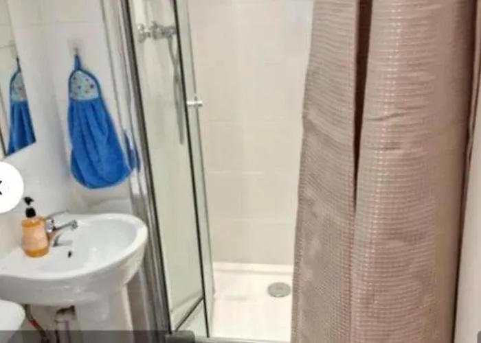 3 Bed-sleeps 6-city Centre-free Parking * Manchester