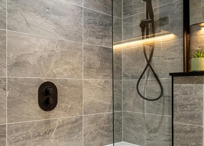 Centre, Ao Arena , With Gym Daire *