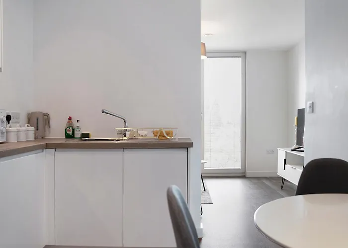 New 2br In Kinetic, Talbot Road Manchester