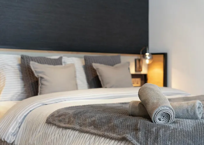 아파트 Stylish In Citysuites