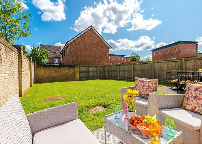 Villa Stunning Riverside 3-bed By 53 Degrees In With Garden & Free Parking! Mánchester