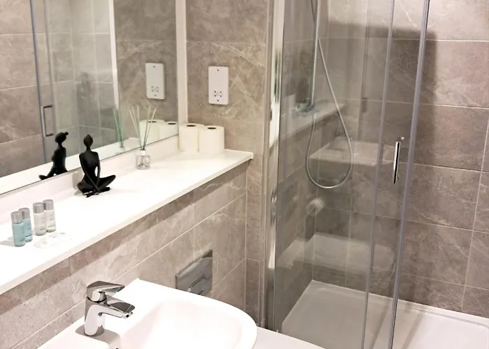 Апартаменты Lets Sa I 2bed 2bath L Waterfront L Private Balcony I Relaxing Retreat I Great Location *