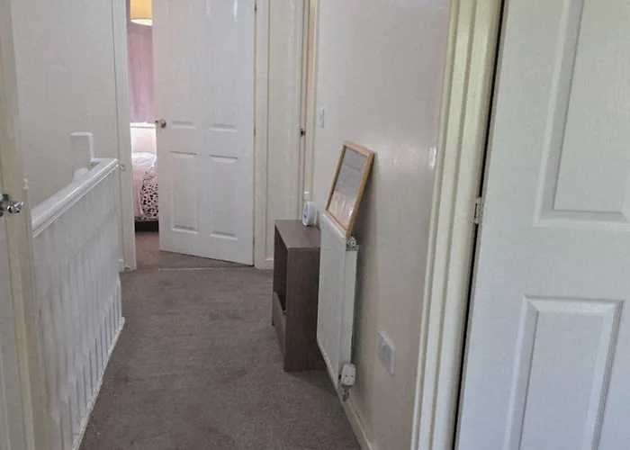 Lawnswood Σπίτι διακοπών *