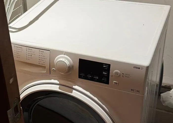 Centre Flat Available For Bookings Of 2 Weeks Or 아파트 맨체스터