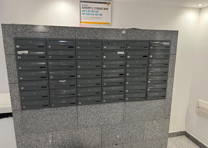 Centre Flat Available For Bookings Of 2 Weeks Or 아파트