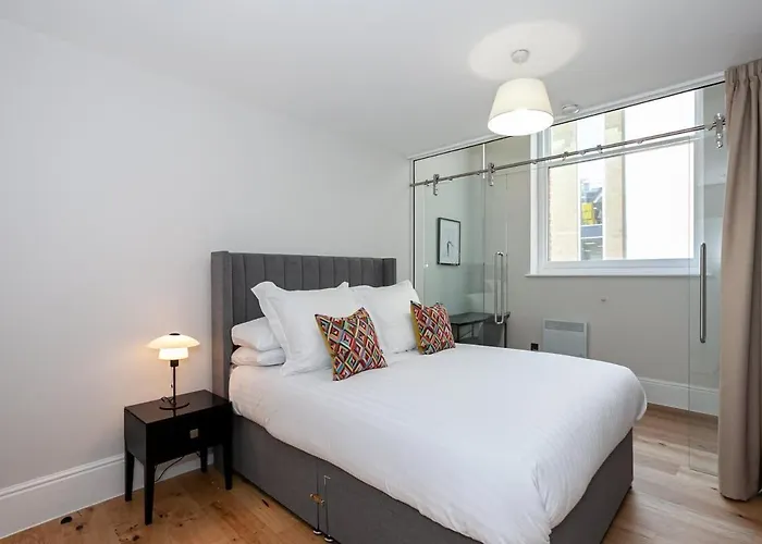 Unique Centre Luxury Three Bed Manchester