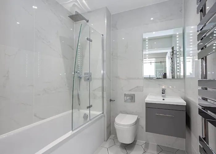 Unique Centre Luxury Three Bed *