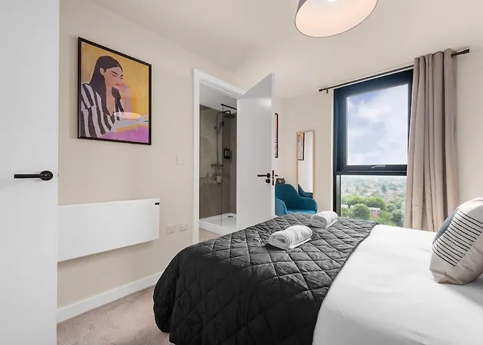 Skyline Old Trafford Flat By Superhost Апартаменты