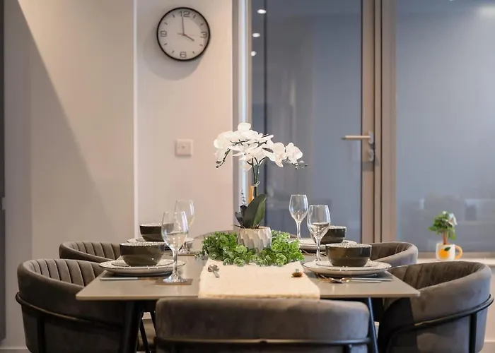 Modern By Superhost Daire Manchester