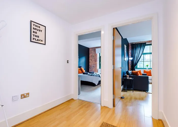 Converted Mill, Stylish In Castlefield Mánchester