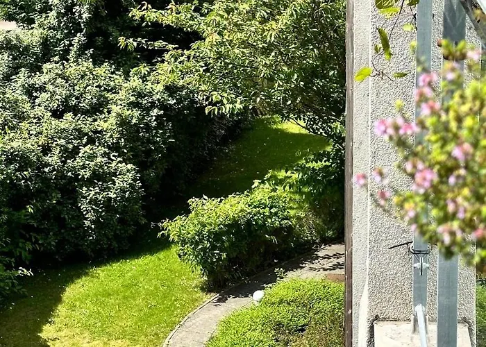 Spacious, Smart Near Centre And Coop Arena Free Parking