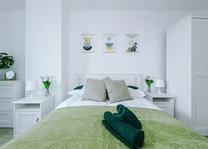 Quayside Living * Manchester