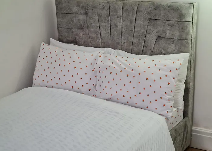 Scotland Street, Newton Heath 3* Mánchester