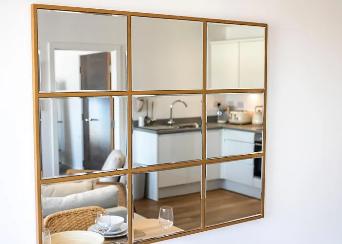 Zeni Alexandra Rise Two Bed Flat Apartament *