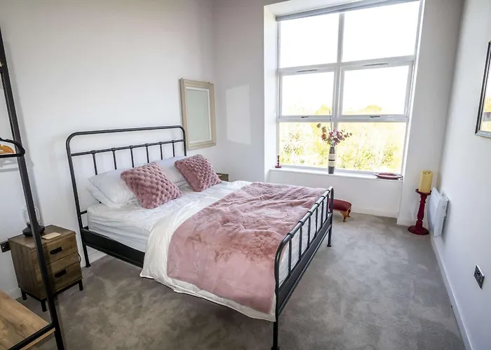 Stunning 2 Bed Near Etihad Appartamento *