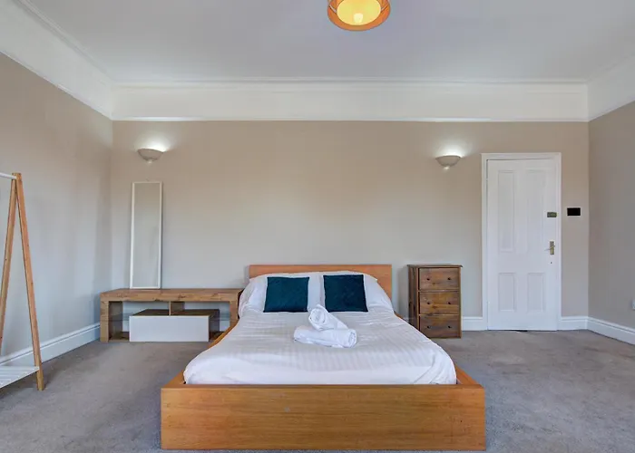 Spacious Victorian Family Home In Stretford - Pass The Keys