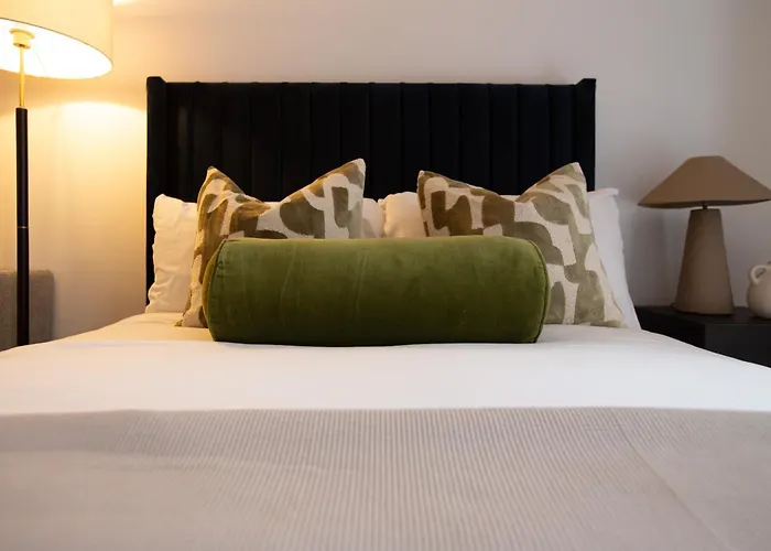 Cable Street Serviced Manchester