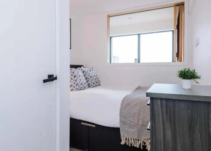 Apartament Modern Spacious Sleeps 5 Free High-speed Wi-fi Manchester