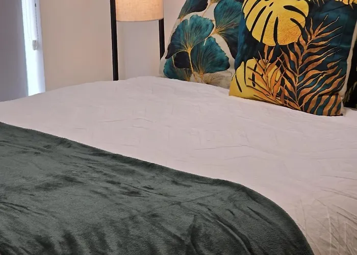 Mega3 Luxury 2-bedroom,2-baths With Free Car Park Apartmán *